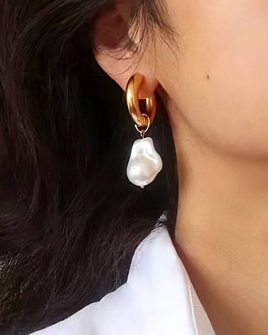 Evelyn Pearl Earrings